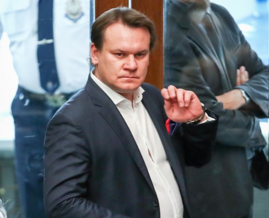 Dominik Tarczyński z PiS obiecuje wypłacić Korwinowi sprawiedliwość, jak go spotka
