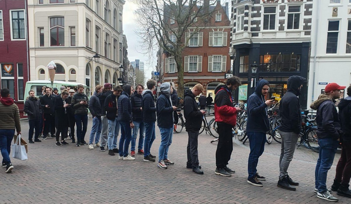 Norwegia: miasta z powodu koronawirusa zamknęły sklepy monopolowe, a potem je otworzyły, bo były długie kolejki ¯\_(ツ)_/¯