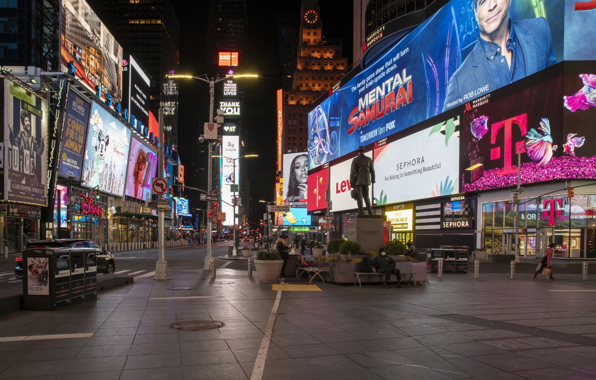 Od początku pandemii prawie 300 tysięcy nowojorczyków wyjechało z miasta