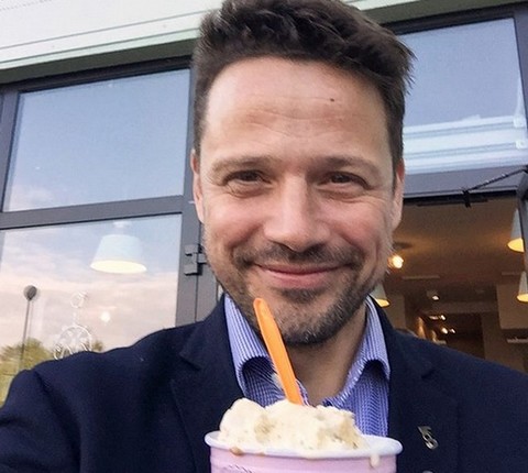 Trzaskowski o aferze z pomnikiem katyńskim w New Jersey: "Nie znam sprawy"