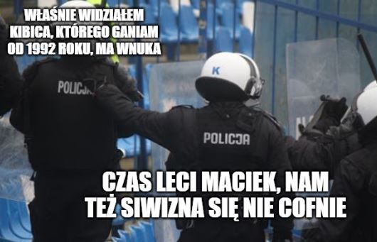 Rząd chce dopłacać 2500 zł miesięcznie pracownikom służb mundurowych, byle nie odchodzili na emeryturę