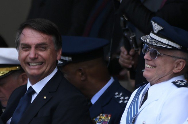 Brazylia: prezydent zdymisjonował nowego ministra zdrowia, bo też miał opory