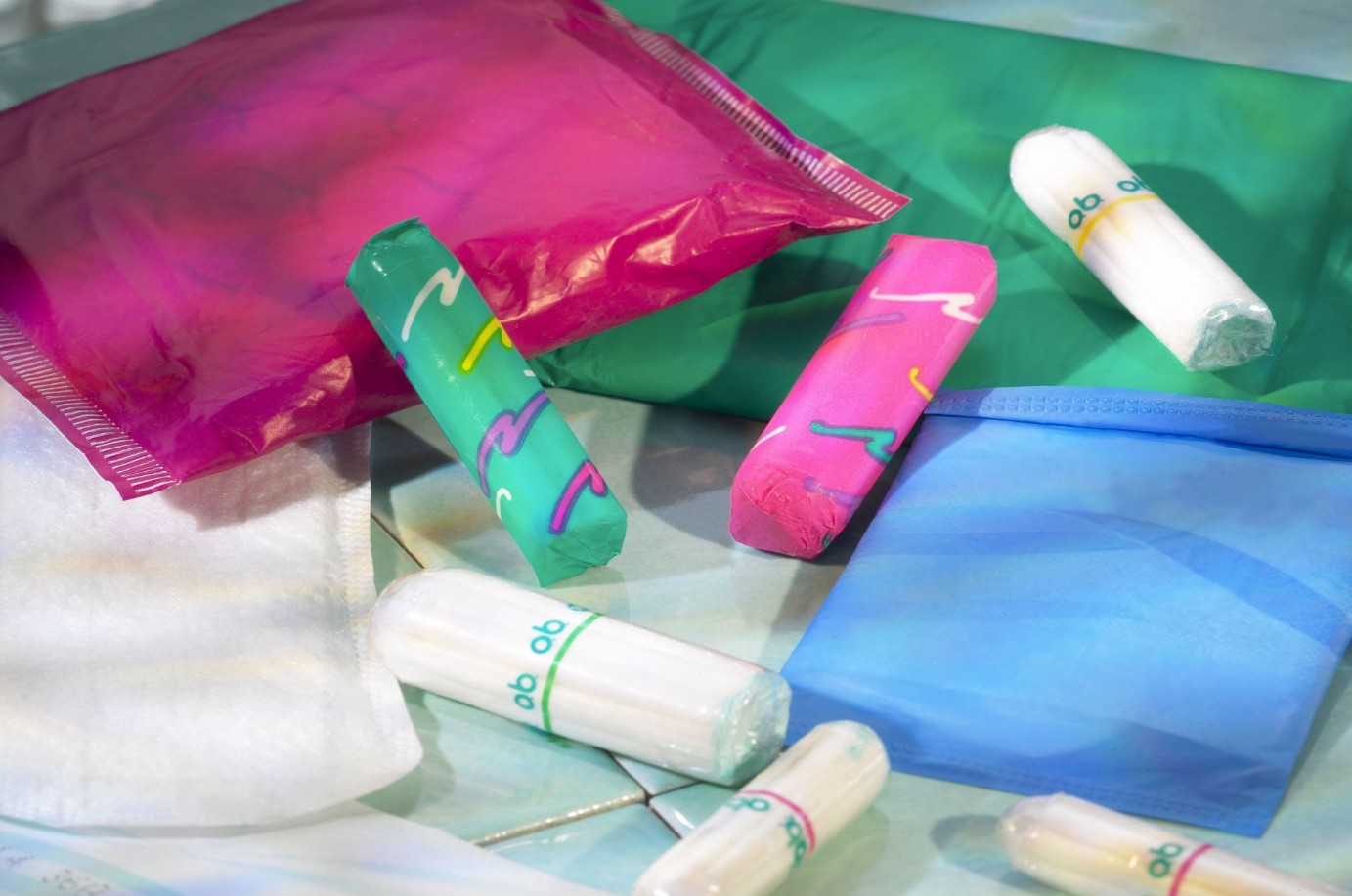 Szkocja: parlament przegłosował projekt ustawy o bezpłatnych środkach higienicznych dla kobiet