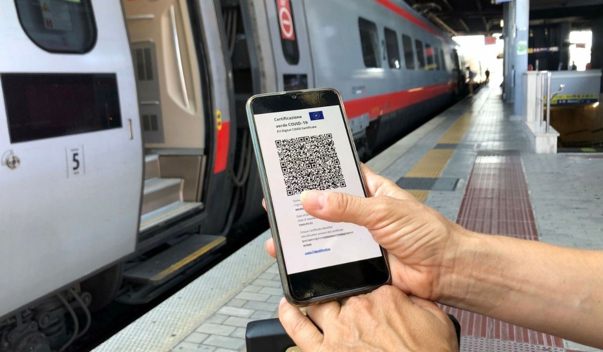 Niemcy: przybywa przypadków podrobionych certyfikatów szczepień, policja doliczyła się ponad 11 tysięcy