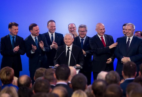 Przewidywania mBank: PiS wygra następne wybory:jarek: