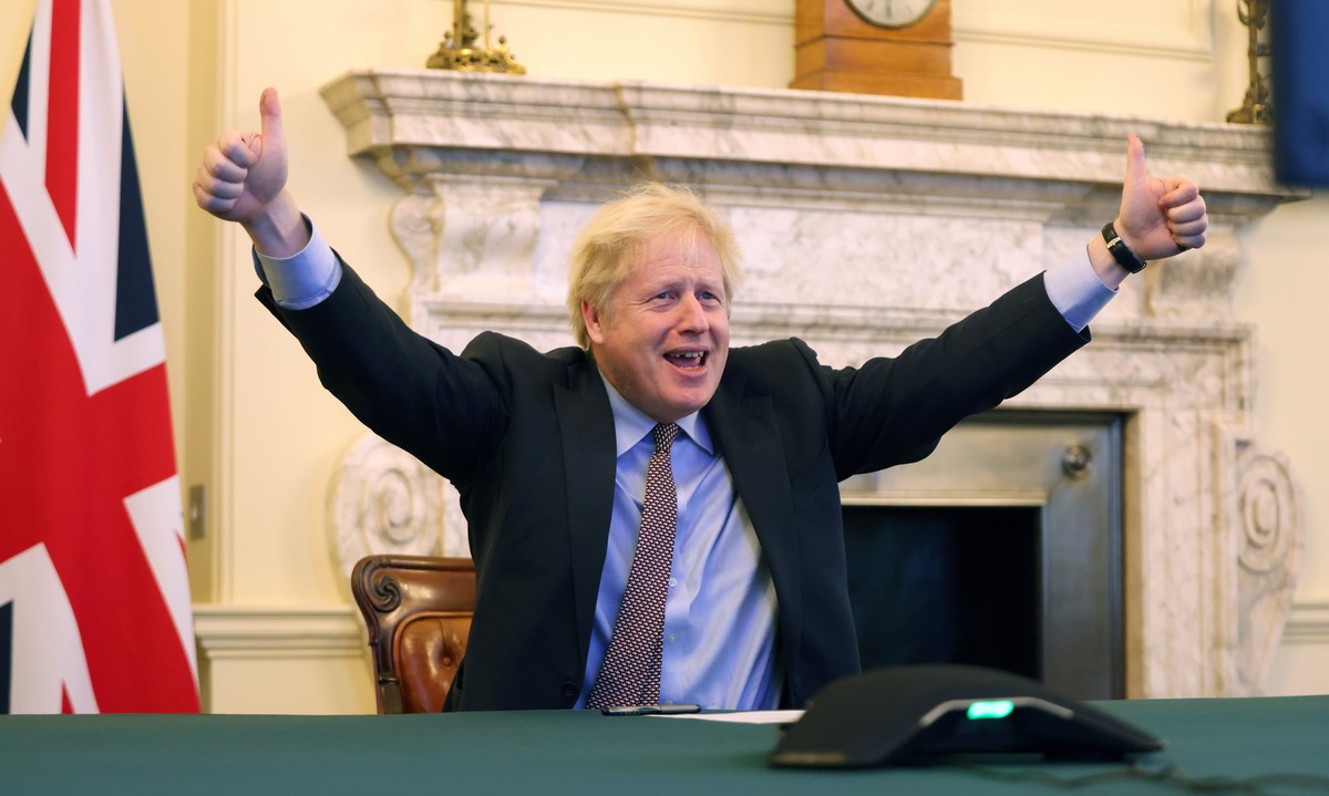 Wielka Brytania rezygnuje z Erasmusa, a Komisja Europejska prawie podwoiła budżet programu