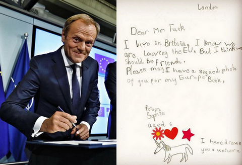 
Tusk pokazał list od 6-latki z Wielkiej Brytanii: narysowałam panu jednorożca
