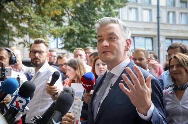 Biedroń: chcę być europosłem, żeby mieć powód do chodzenia po mediach