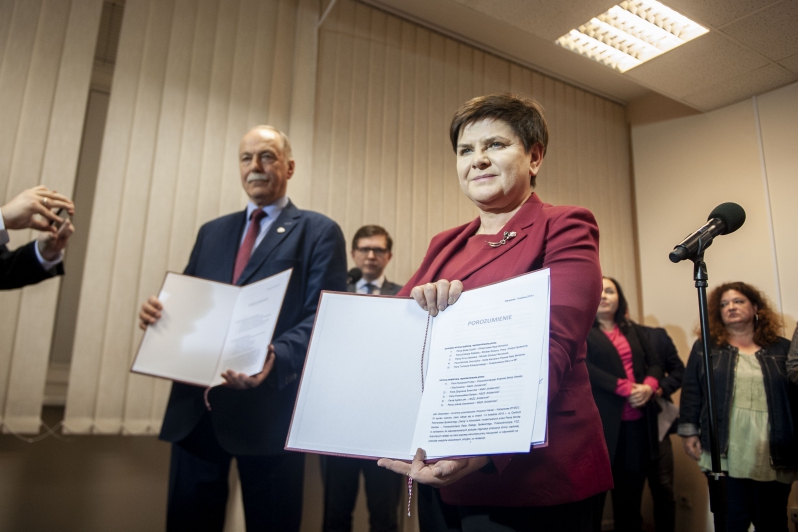 Nauczyciele przystąpią do strajku. Tylko "Solidarność" podpisała porozumienie z rządem