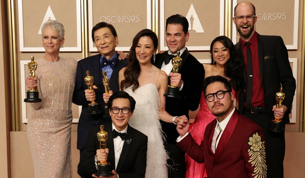 "Wszystko wszędzie naraz" pozamiatało tegoroczne Oscary i zgarnęło 7 statuetek