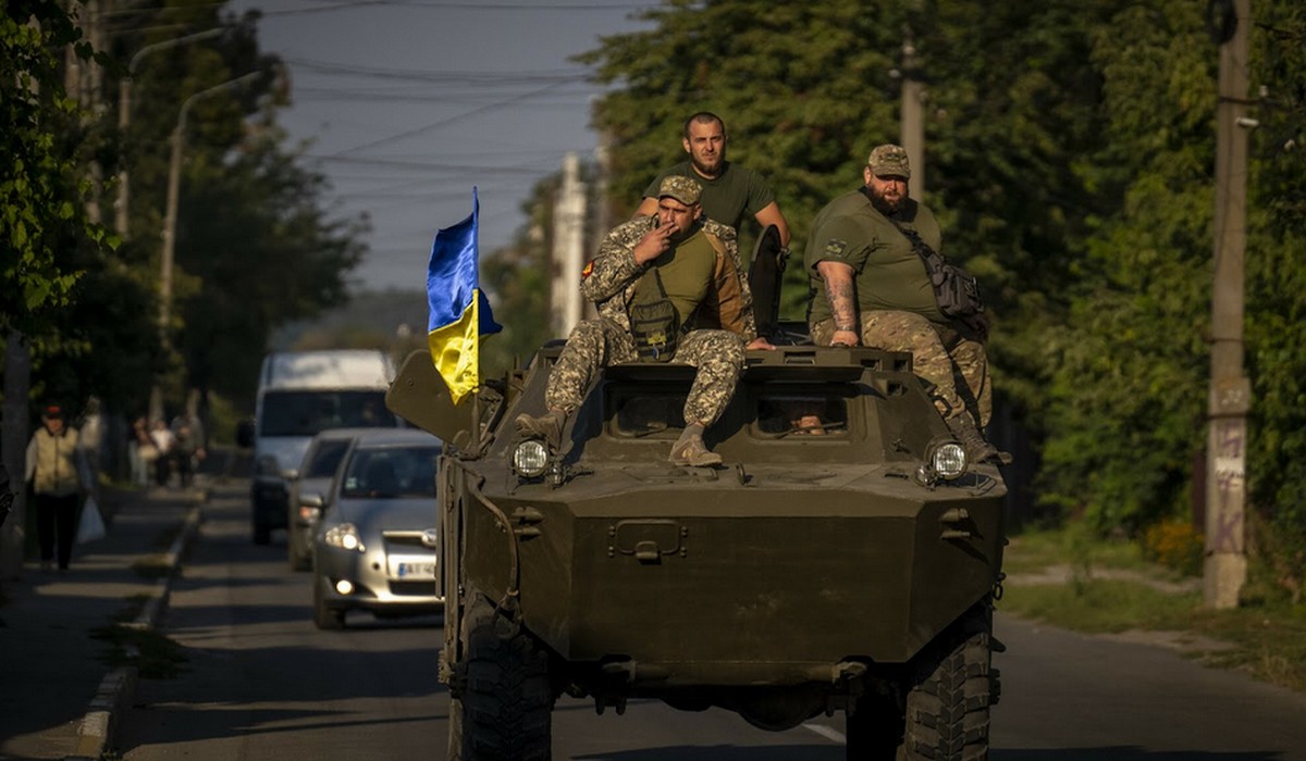 Rosjanie dzwonią na ukraińską infolinię, żeby zapytać, jak trafić do niewoli i przeżyć