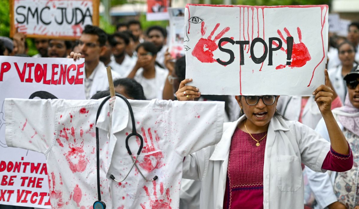 Indie: kobiety masowo protestują przeciwko przemocy s*ksualnej, do protestów dołączają mężczyźni