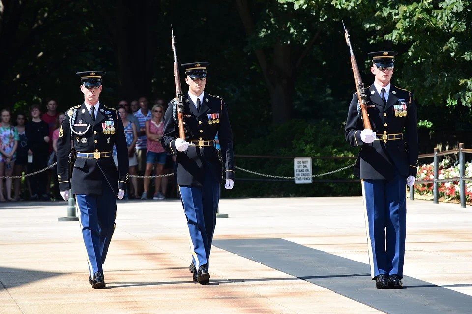 USA: służba w armii wykluczona dla osób, które chorowały na Covid-19