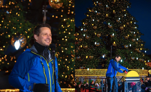 Trzaskowski zapalił lampki na warszawskiej choince
