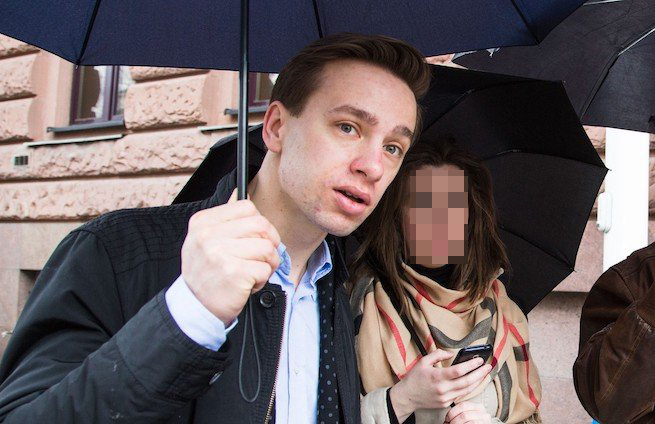 Bosak ogłasza otwarcie Ruchu Narodowego na gejów, pod warunkiem, że nie będą uprawiać se*su