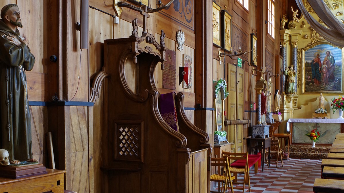 Ksiądz Dymer nie odpowie za dobieranie się do wychowanków, bo umarł