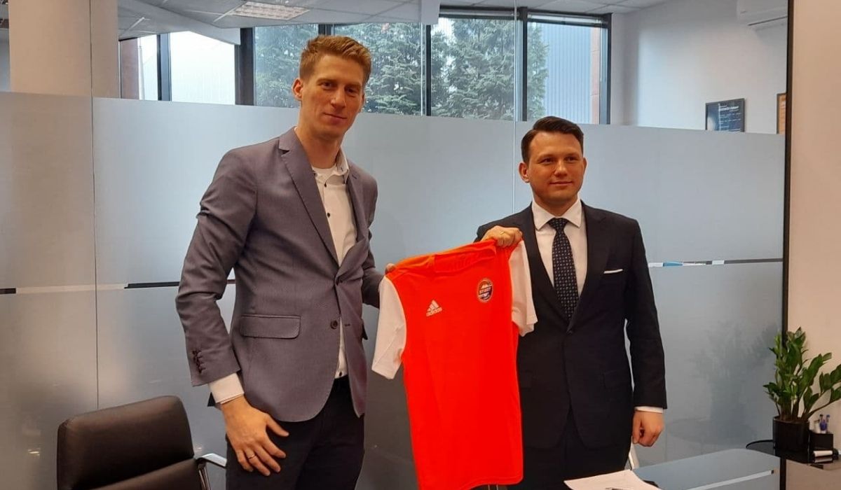 Mentzen postanowił zostać sponsorem tytularnym amatorskiej drużyny piłkarskiej KP START MENTZEN TORUŃ