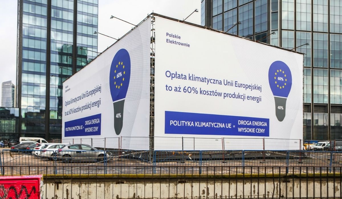 Rząd kazał zrobić państwowym elektrowniom kampanię przeciwko UE, powstały billboardy mówiące, że przez Unię jest drożej