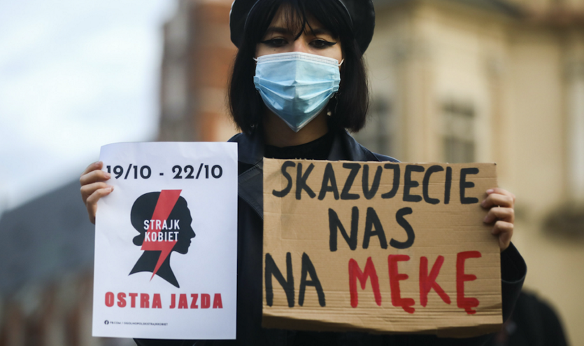 Trybunał Konstytucyjny zakazał aborcji "eugenicznej", kobiety muszą rodzić w prawie każdym wypadku