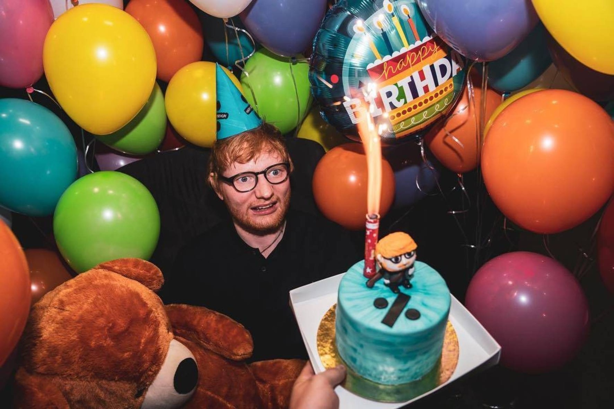 Indonezja zakazała puszczania "Shape of You" Eda Sheerana i 84 innych piosenek. Uznano je za p*rnografię