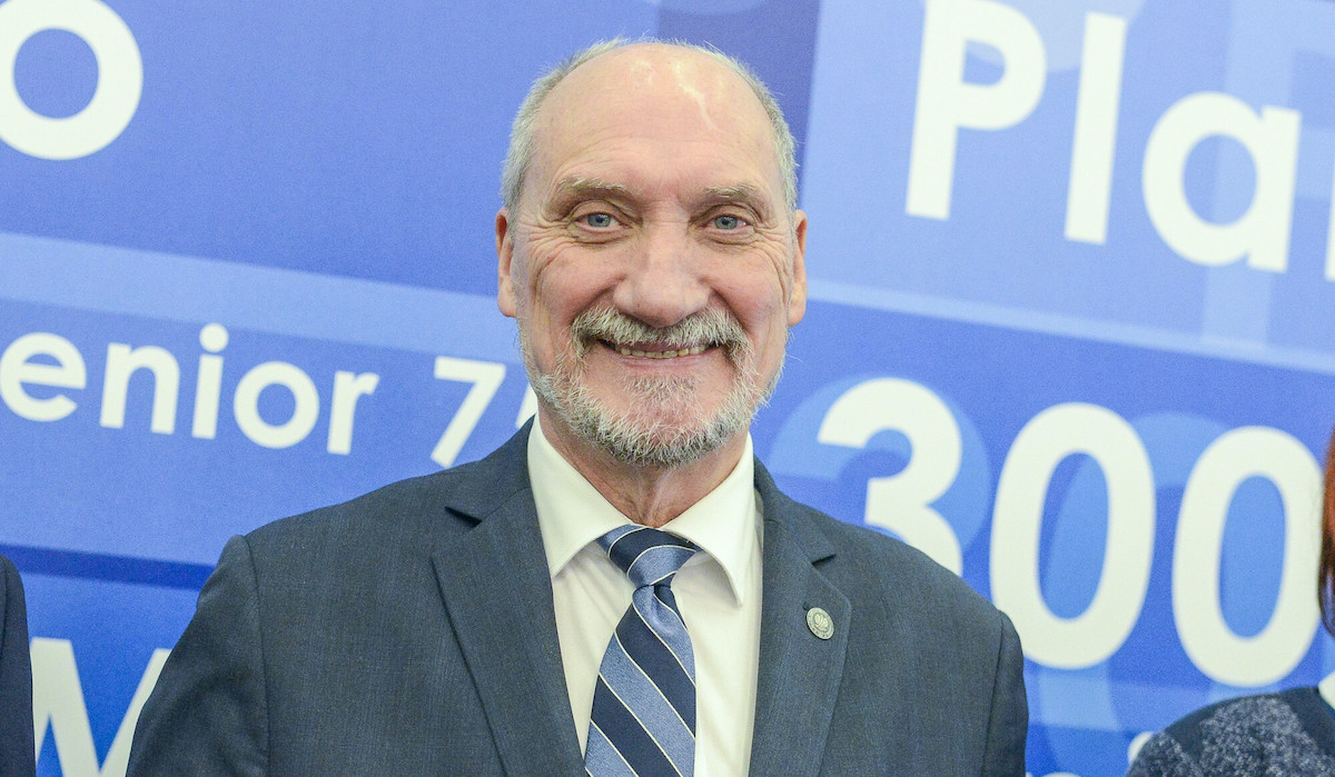 Podkomisja smoleńska po latach wreszcie zakończyła prace, wydała 25 milionów złotych