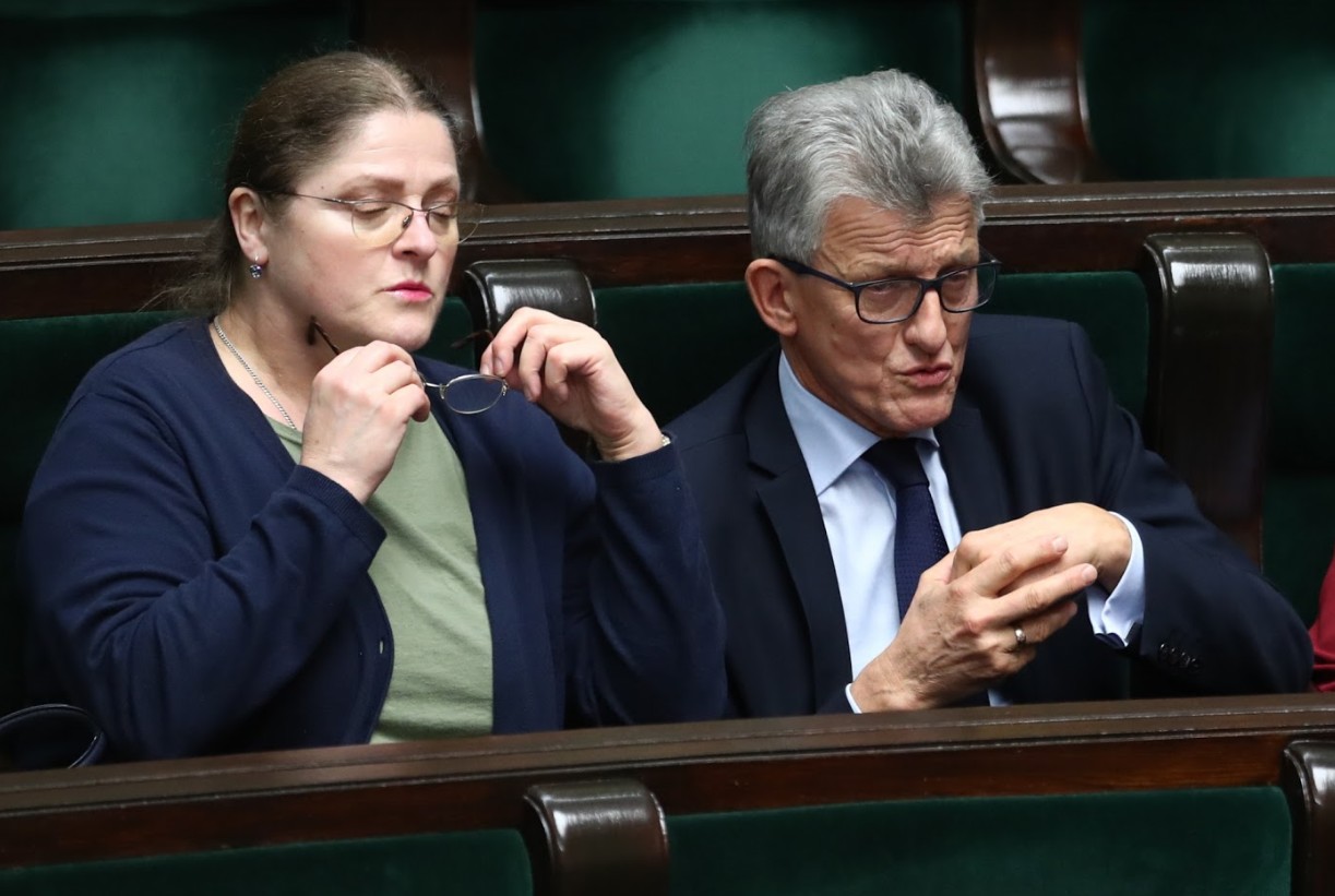 Zaprzysiężenie Pawłowicz i Piotrowicza na sędziów TK bez udziału mediów i bez zapowiedzi
