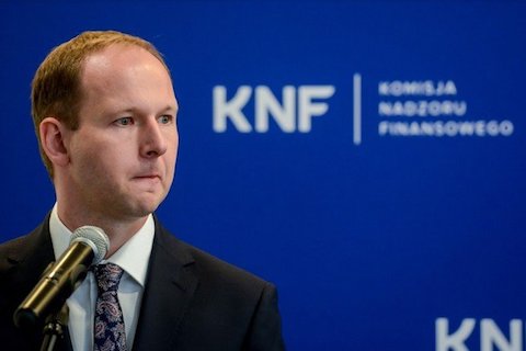 Były szef KNF pozostanie w areszcie