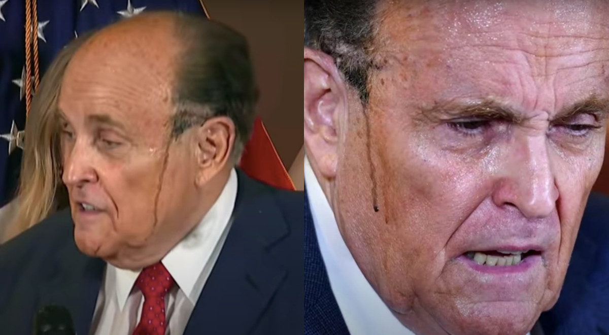 Rudy Giuliani tak się spiął, że aż mu toner pociekł, albo brązer, albo co to właściwie jest?