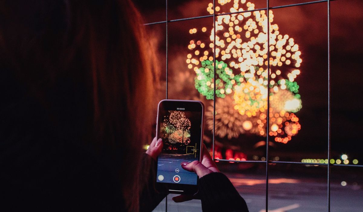 Badanie: 75% Polaków za wprowadzeniem stref wolnych od pirotechniki