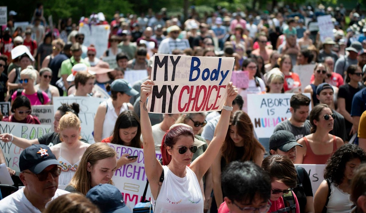 Niemcy: aborcja od tej pory może być reklamowana jak inne usługi medyczne, na przykład stomatologiczne