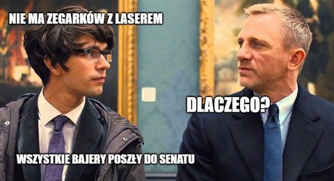 Senat wyda 330 tysięcy złotych na materiały promocyjne. Wśród nich kijki do selfie