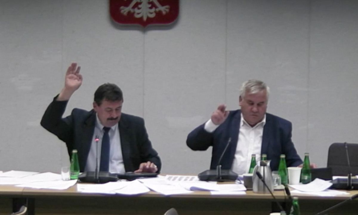 Wolnościowcy zrobili co mogli, żeby zwierzęta zostały w klatkach, ale polegli