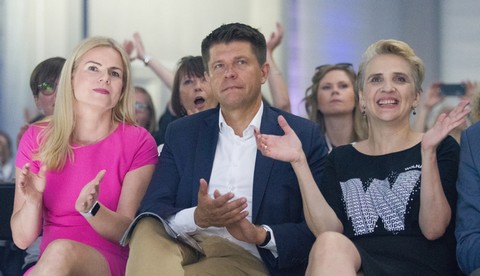 Scheuring-Wielgus, Schmidt i Petru z zakazem wjazdu do Sejmu