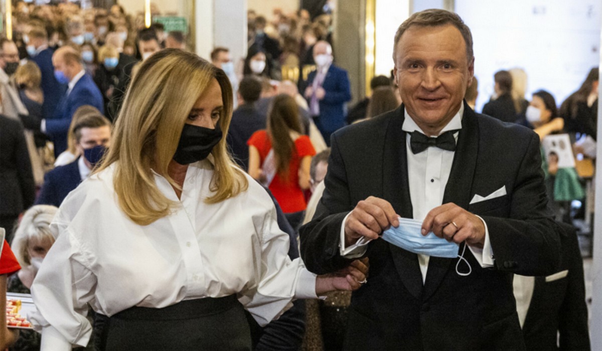 Onet dalej sprawdza Kurskiego. Okazuje się, że miał zrobione dwa testy na Covid-19 i oba wyszły pozytywne