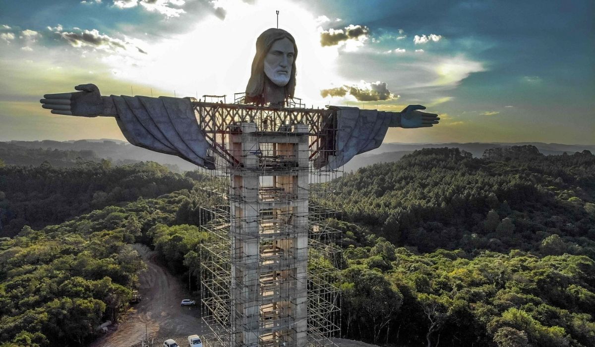 Nowy posąg Chrystusa w brazylijskim Encantado będzie wyższy niż posąg w Rio