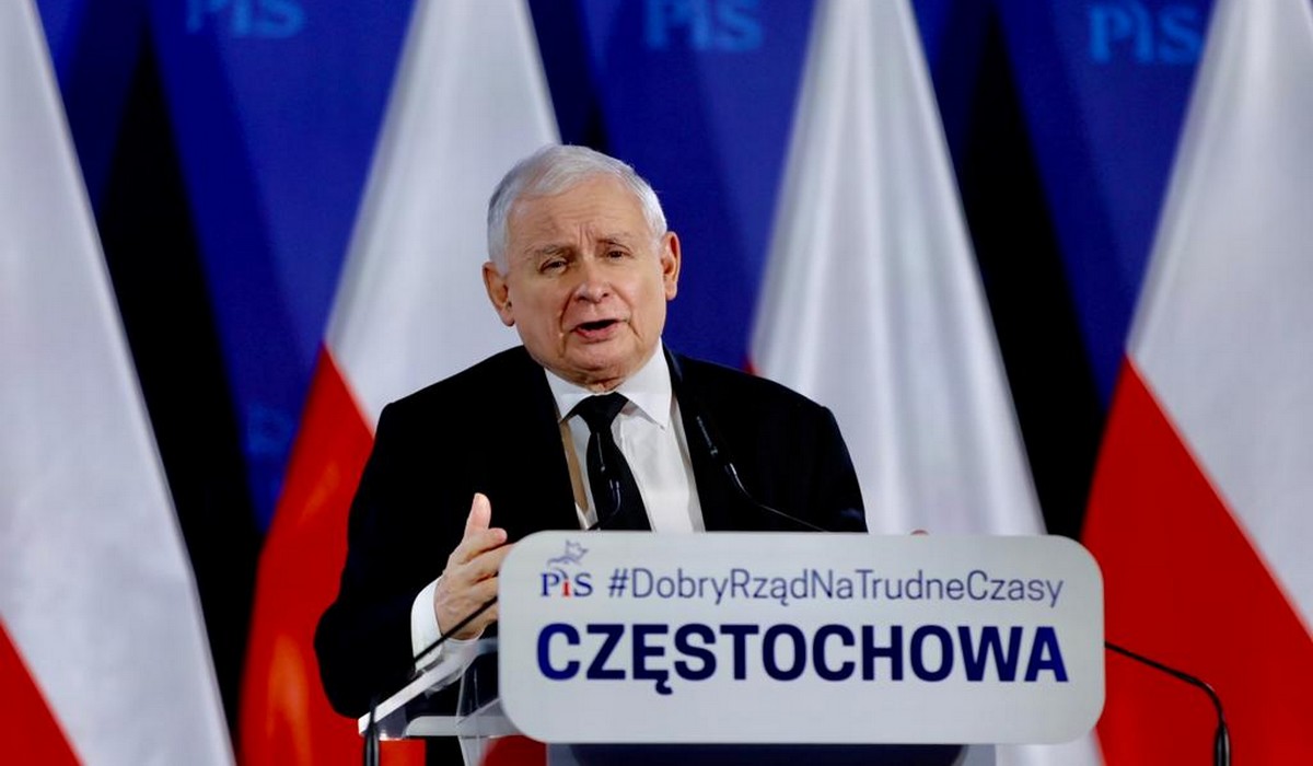 Jarosław Kaczyński tłumaczy, że ateiści muszą przyjąć chrześcijański system wartości, bo innego w Polsce nie ma
