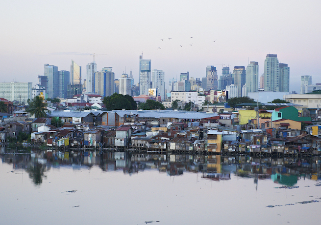 Badanie: ocieplenie klimatu w ciągu 30 lat może przyczynić się do zalania domów 200 mln ludzi