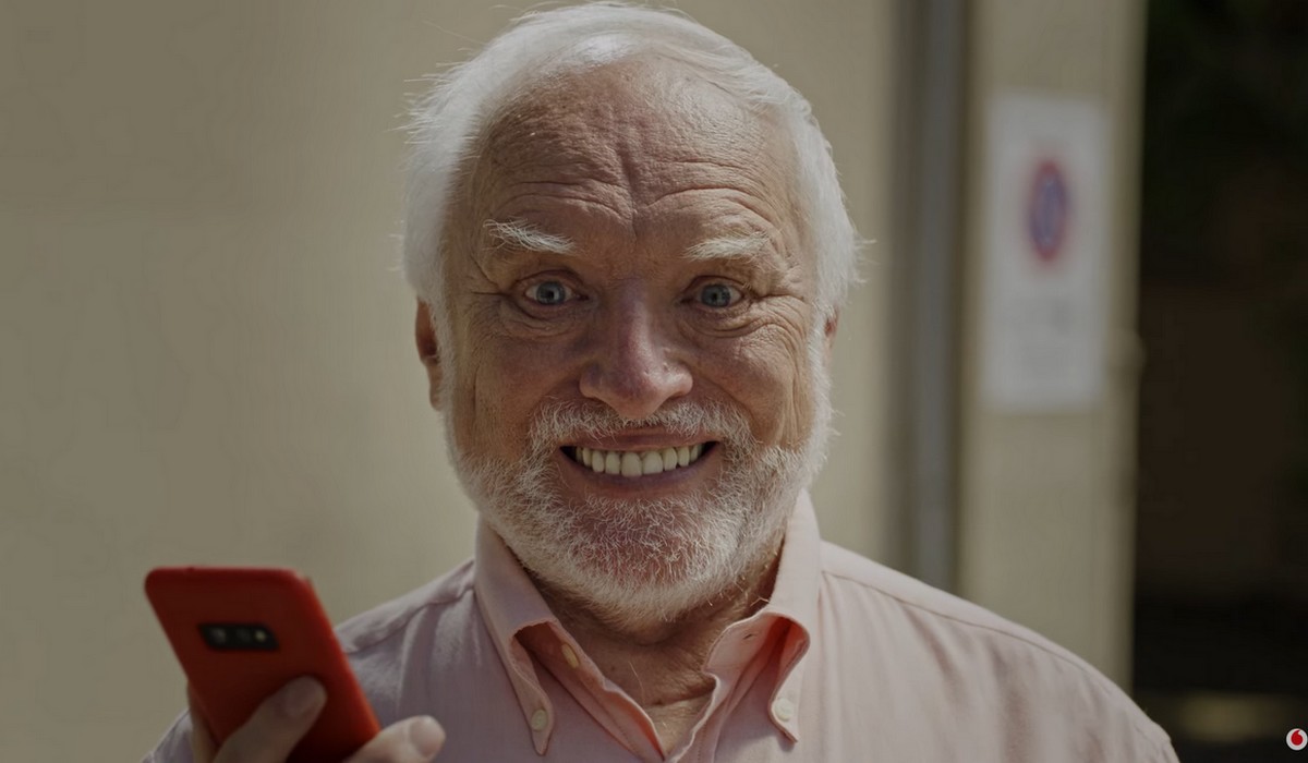 "Hide the pain Harold" postanowił zarobić coś na rozpoznawalności i zareklamował Vodafone