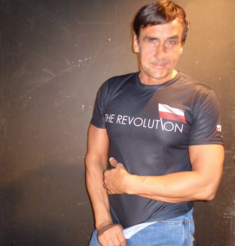 Max Kolonko rozpoczyna odzieżową "rewolucję"