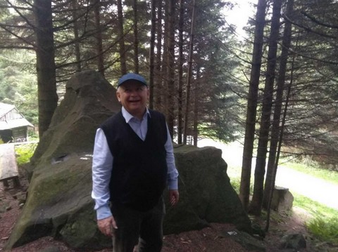 Brudziński: "Wypicykowane" lansiarstwo nie jest w stanie pojąć, że "dyktator" ma stary pulower i spodnie