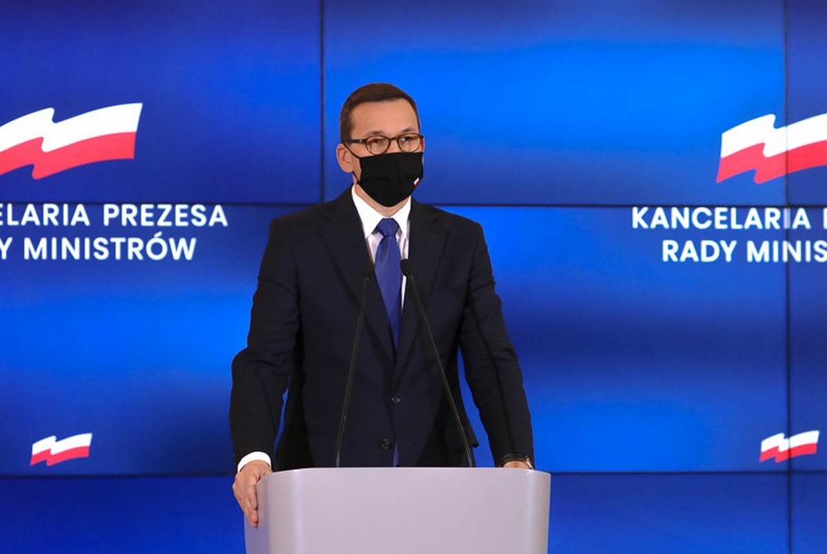 Morawiecki: zamknięcie gospodarki odbyłoby się ze szkodą dla życia ludzi