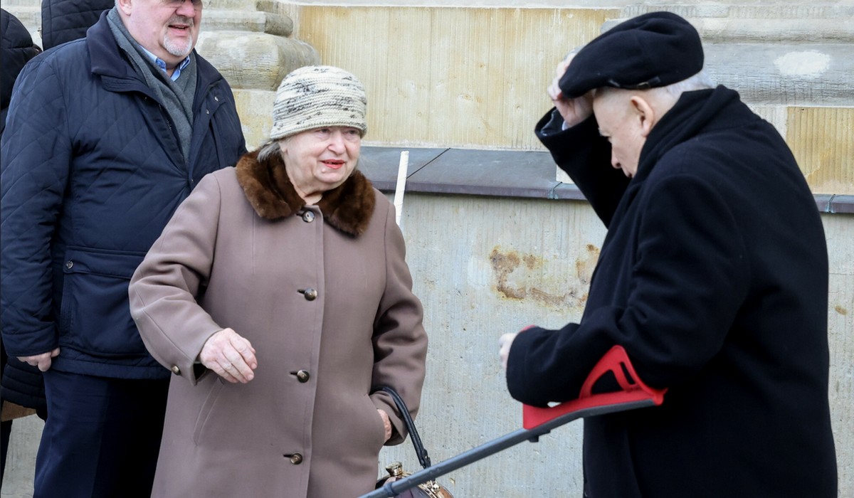 Przyjaciółka Kaczyńskiego znana z pożyczania mu pieniędzy zarobiła milion zł w spółkach Skarbu Państwa