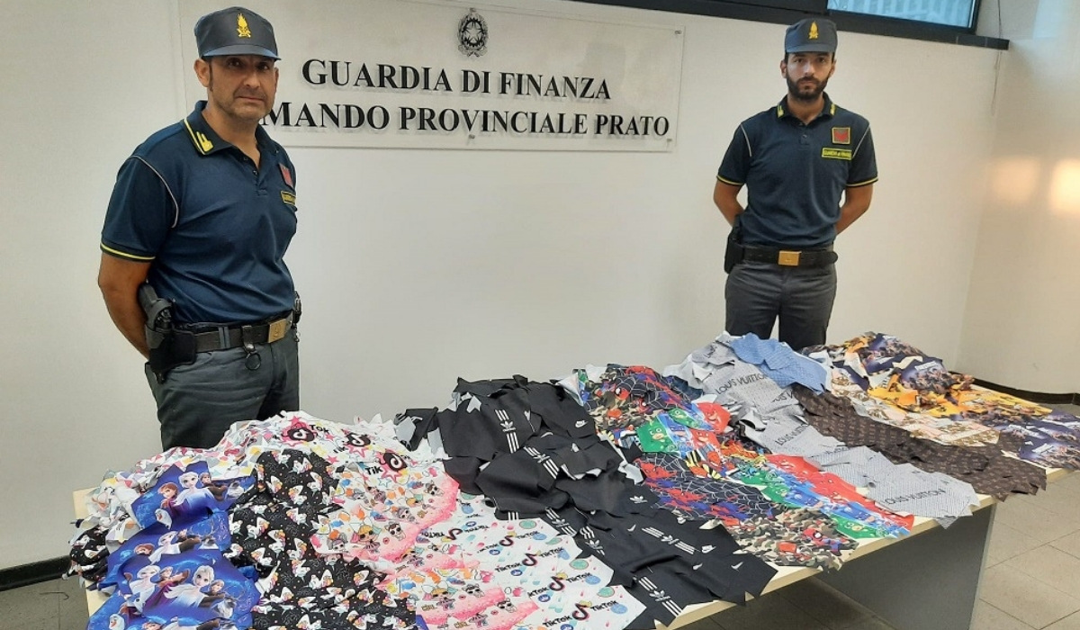 Włochy: gwardia finansowa przejęła 11 tysięcy maseczek z podrabianymi logo znanych firm