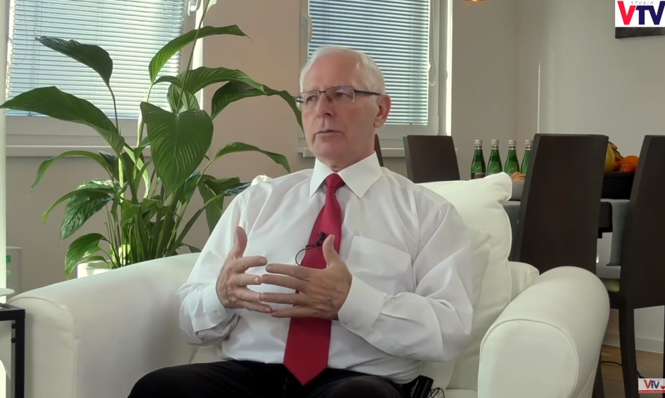 Zięba: koncerny manipulują mediami, mój kanał został usunięty przez opłacanych studentów medycyny