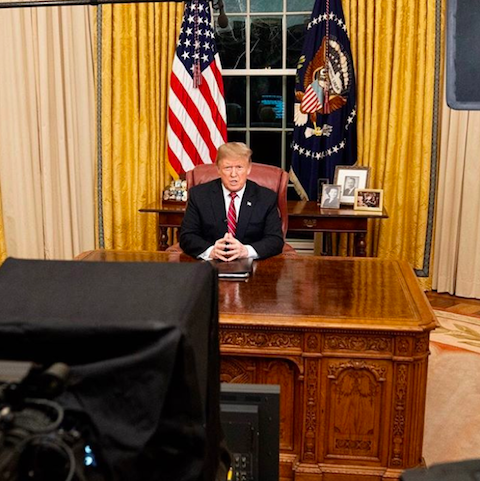 Trump wygłosił orędzie do Amerykanów: "Na granicy rośnie kryzys humanitarny"