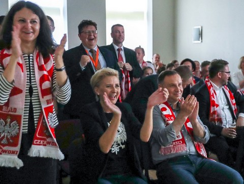 Andrzej i Agata oglądali mecz na Łotwie