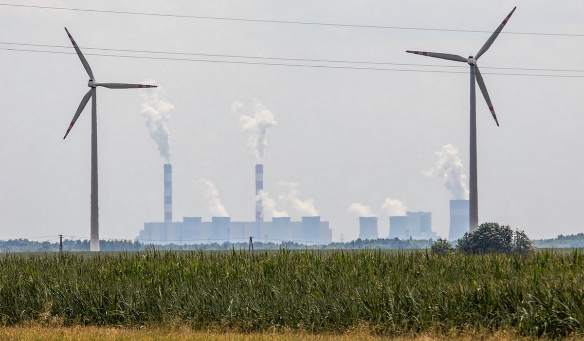 Raport: PGE, Enea i Tauron wśród najbardziej spóźniających się z zieloną transformacją