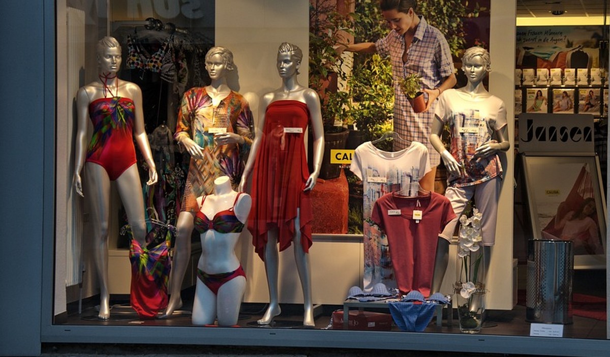 Mysłowice: 47-latek ukradł manekina sklepowego, bo chciał zrobić romantyczny prezent swojej partnerce