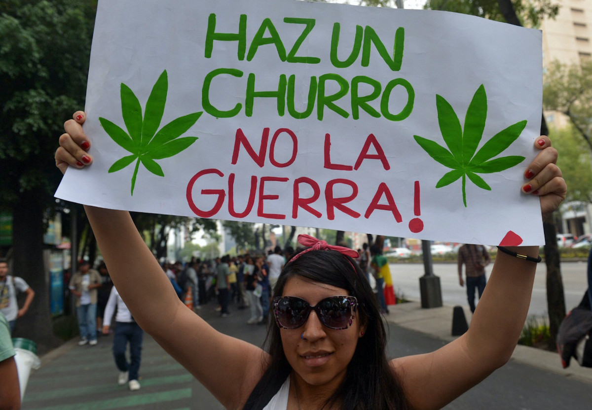 Meksyk: depenalizacja marihuany, dorosła osoba może spalić blanta bez konsekwencji