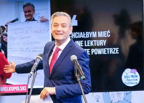 Biedroń obiecuje 1600 zł emerytury obywatelskiej dla wszystkich